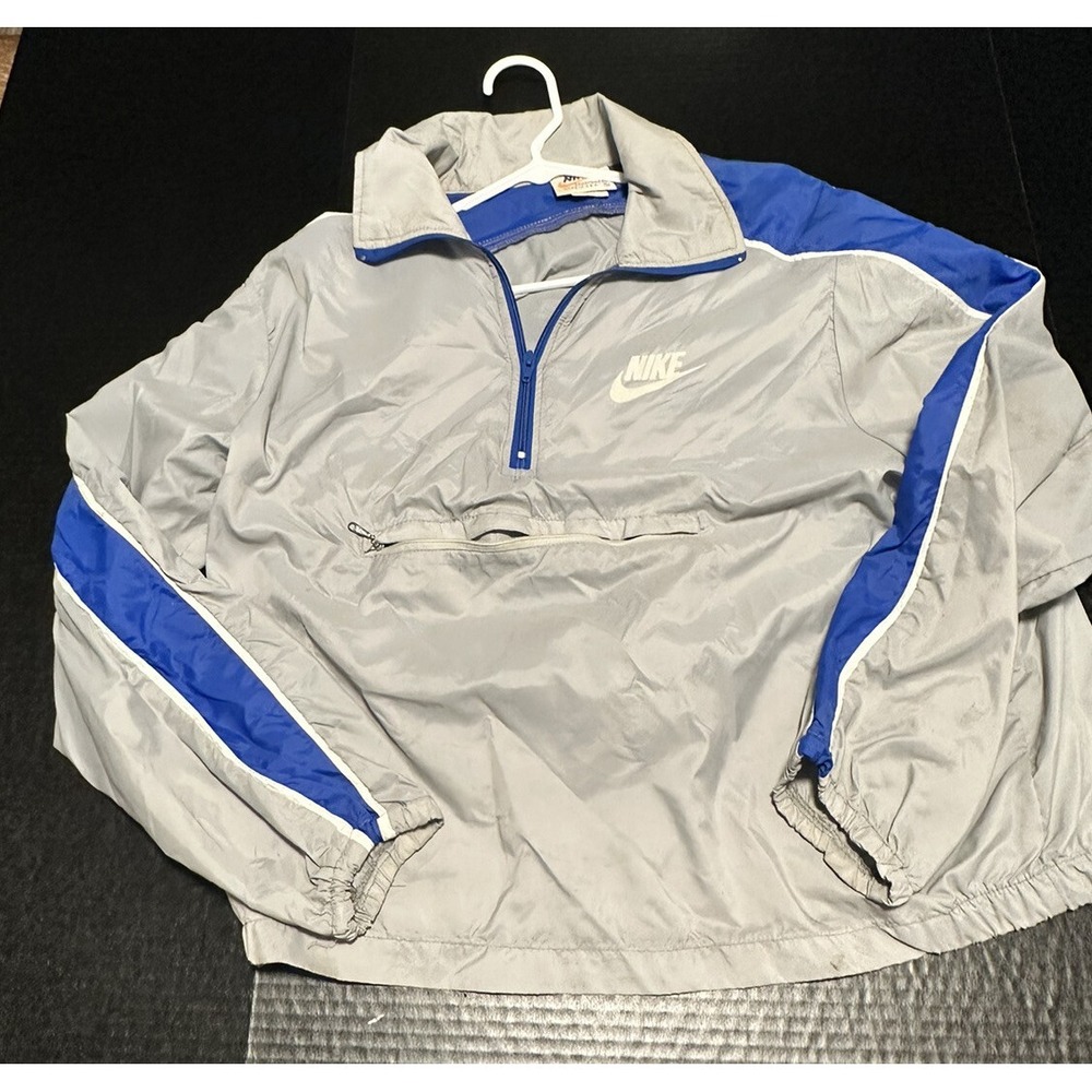 Vintage 90s nike center Pocket pullover Windbreaker Logo Size L